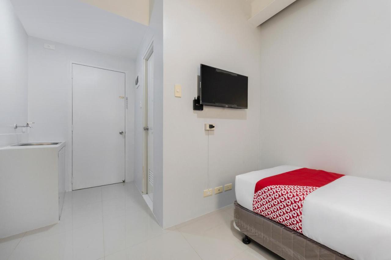 Super Oyo 515 Finnex Hotel Mandaluyong Екстериор снимка