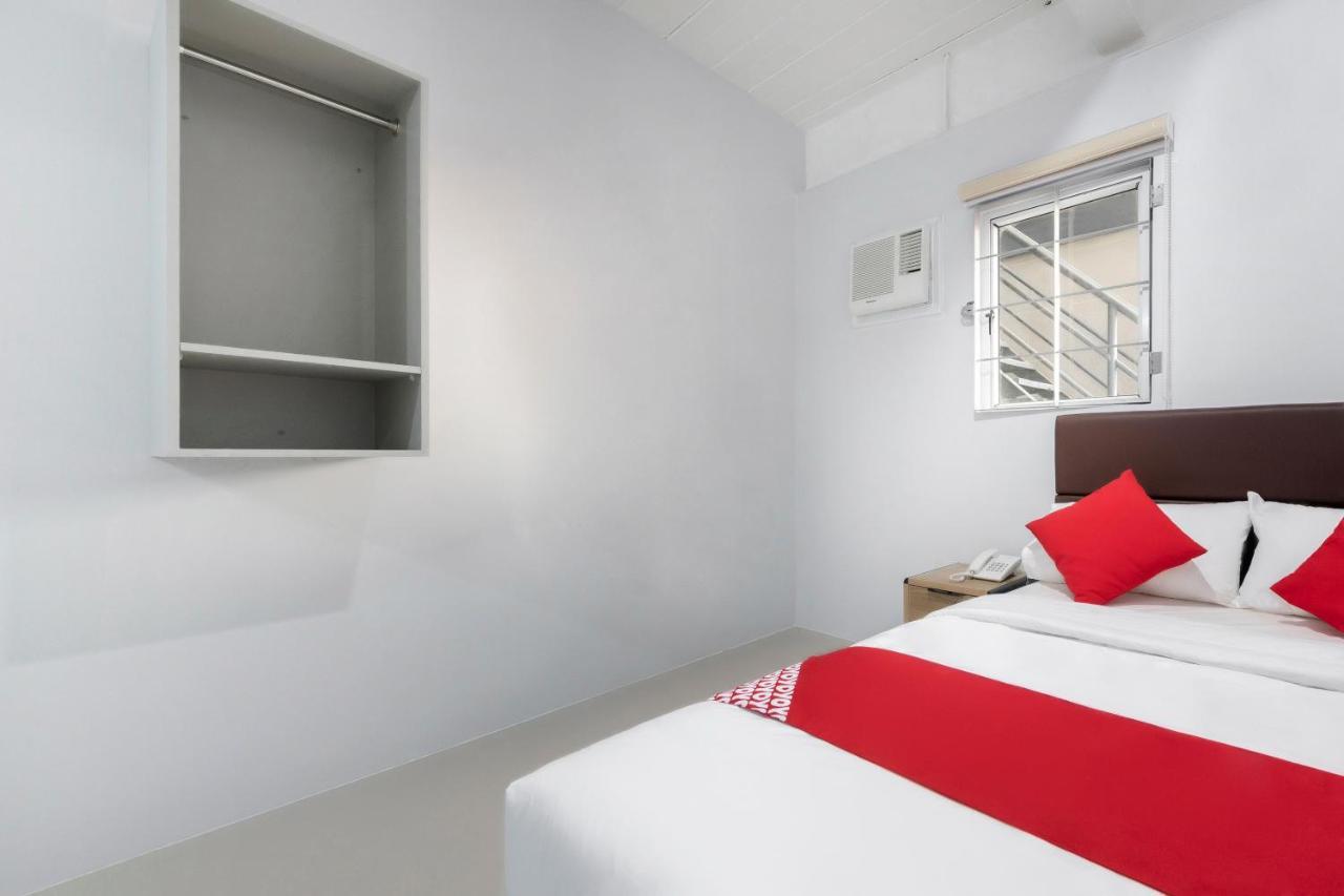 Super Oyo 515 Finnex Hotel Mandaluyong Екстериор снимка