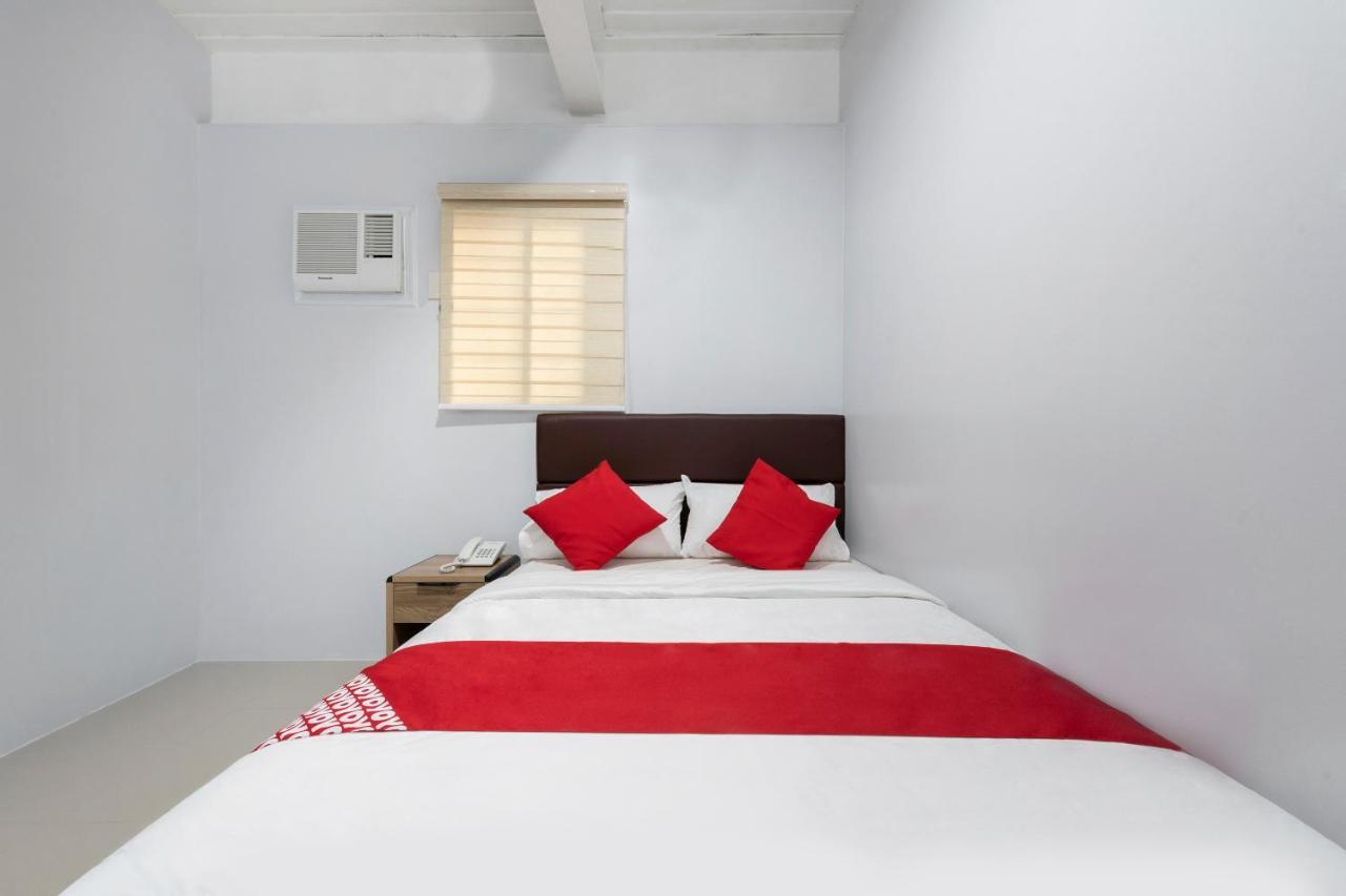 Super Oyo 515 Finnex Hotel Mandaluyong Екстериор снимка