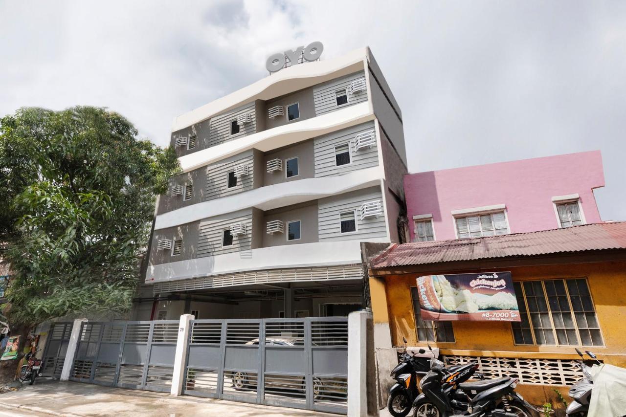 Super Oyo 515 Finnex Hotel Mandaluyong Екстериор снимка