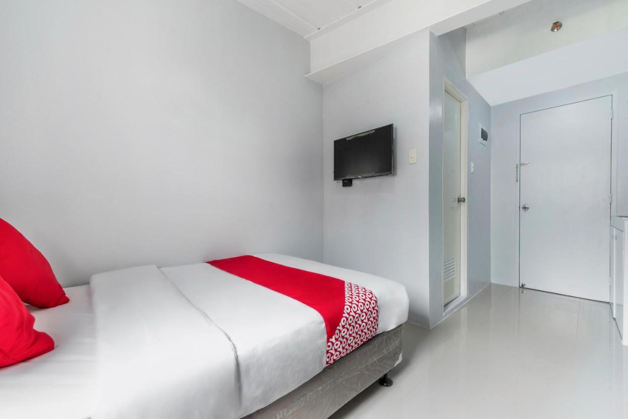 Super Oyo 515 Finnex Hotel Mandaluyong Екстериор снимка